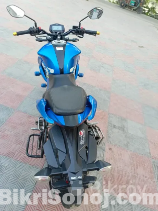 Suzuki Gixxer DD